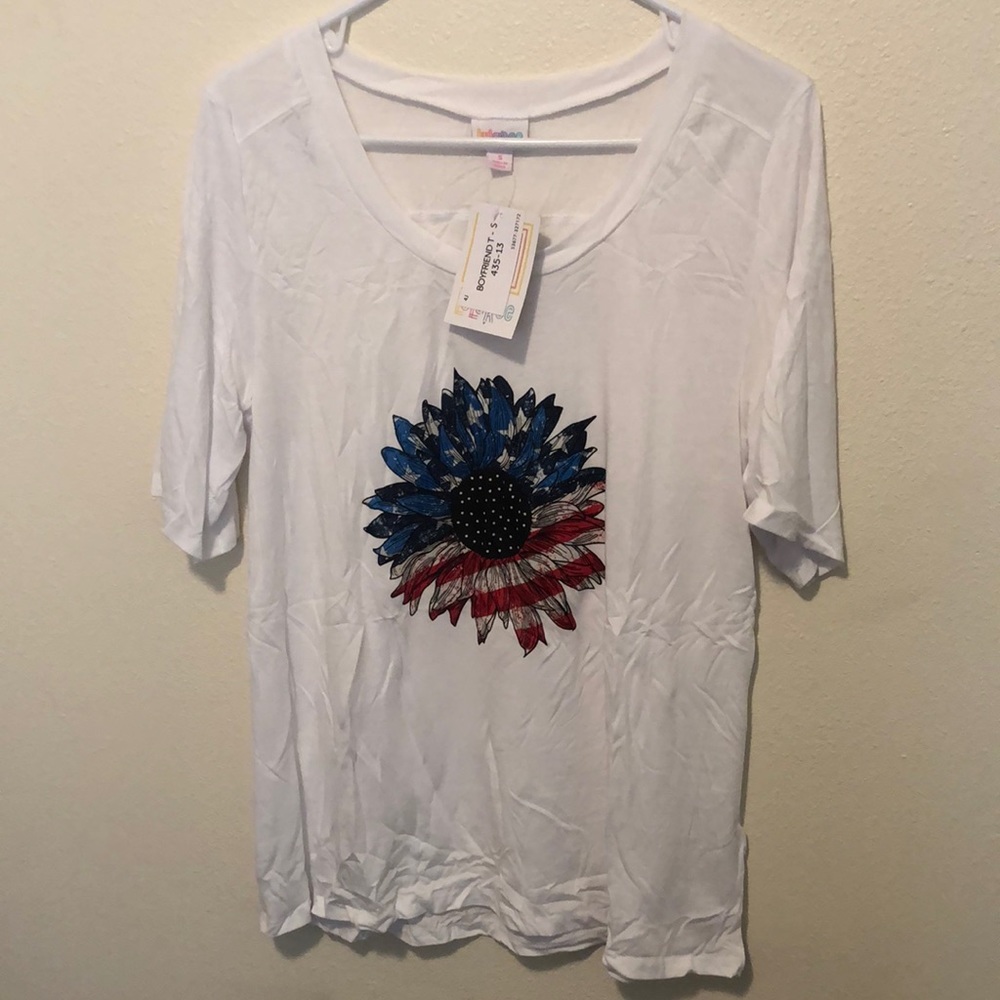 LuLaRoe Boyfriend T